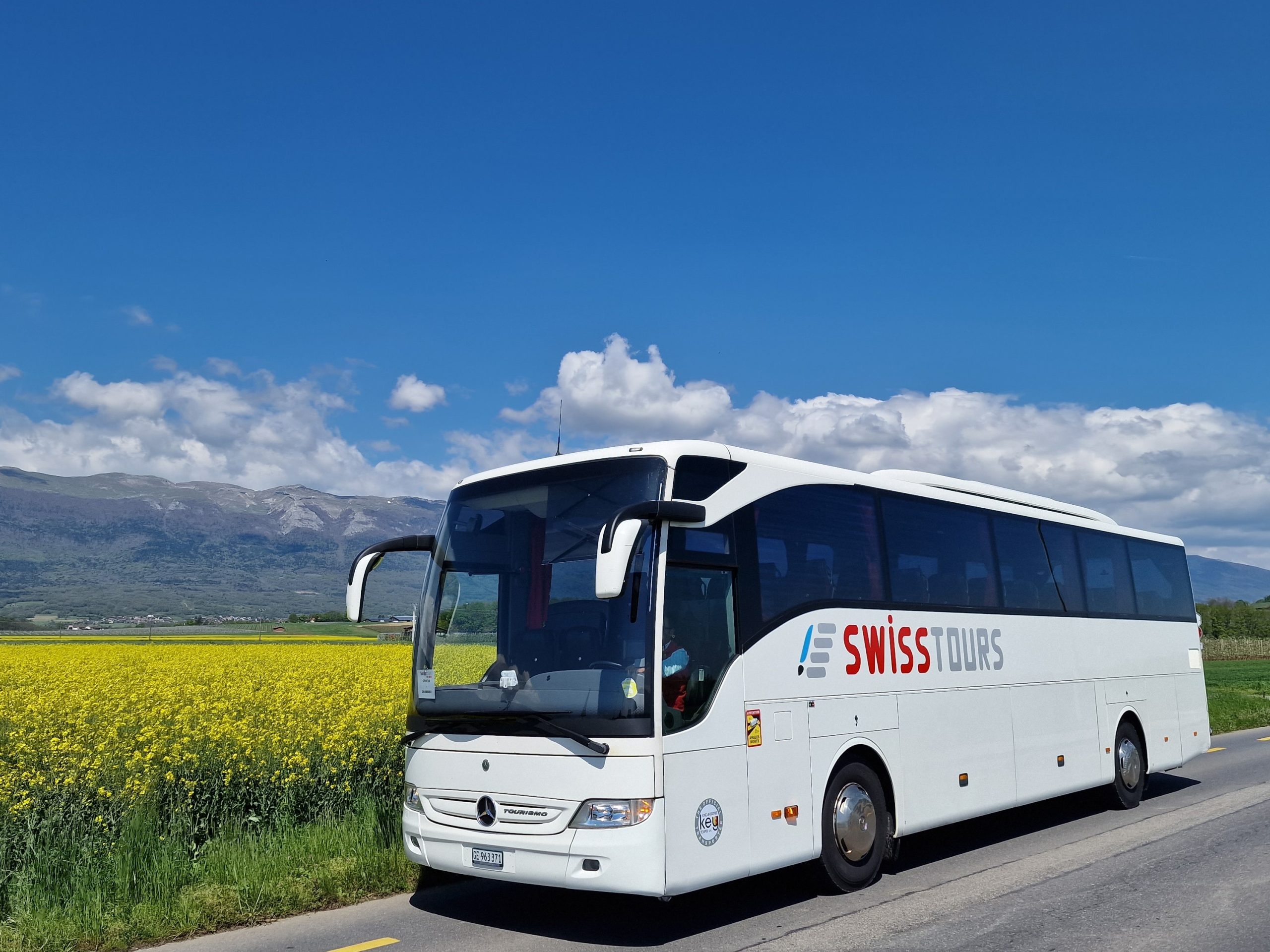 swiss tours bus geneva to morzine